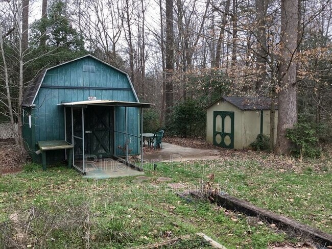 Building Photo - 5035 Park Creek Dr