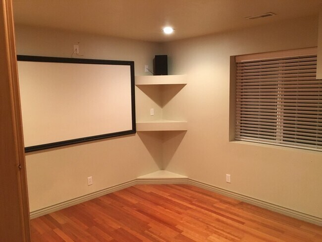 Building Photo - 4611 Ripple Creek Cir