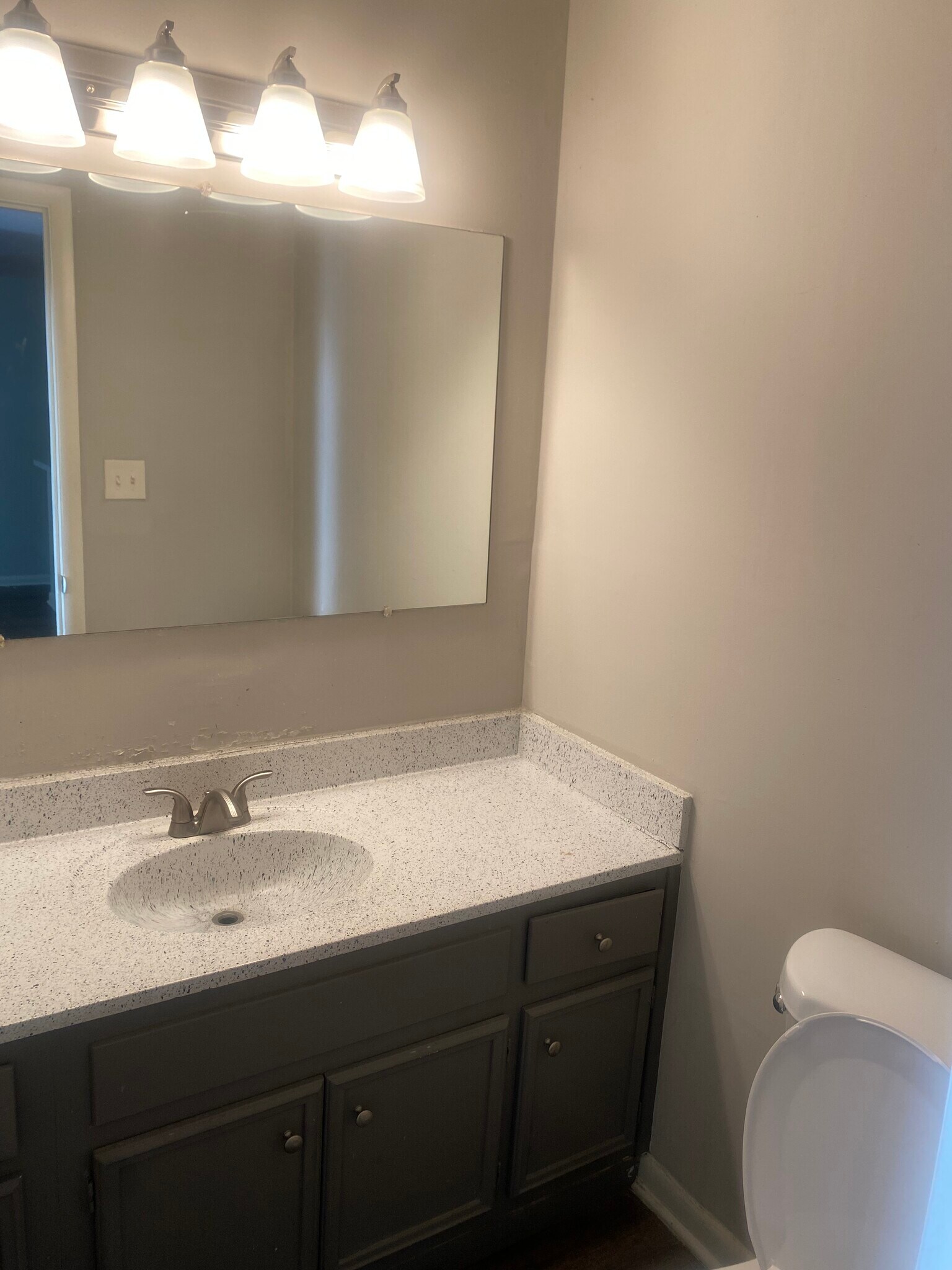 Building Photo - 141 Governors Dr