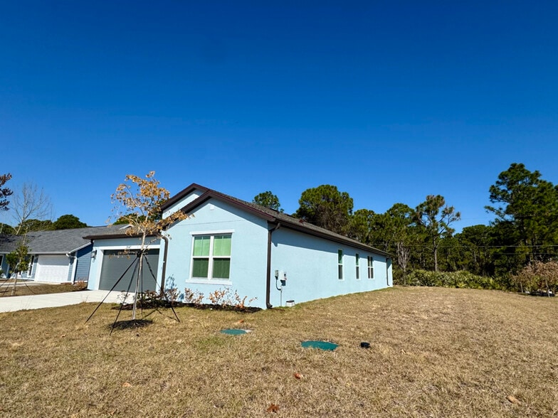 Building Photo - 2647 Jupiter Blvd SW