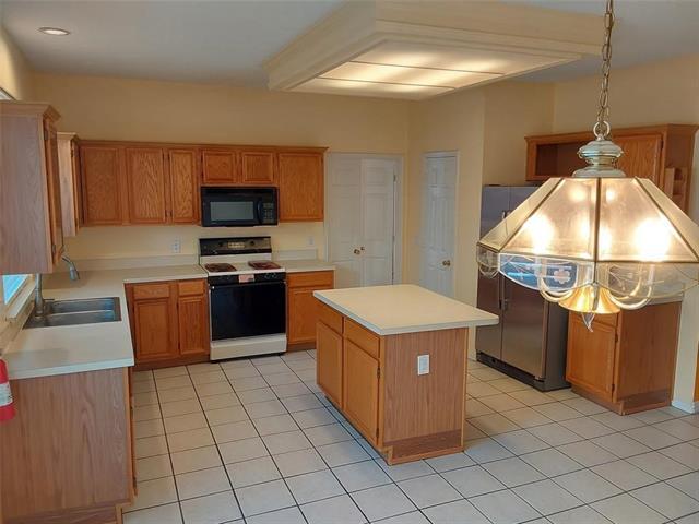 Building Photo - 813 Schrade Trail