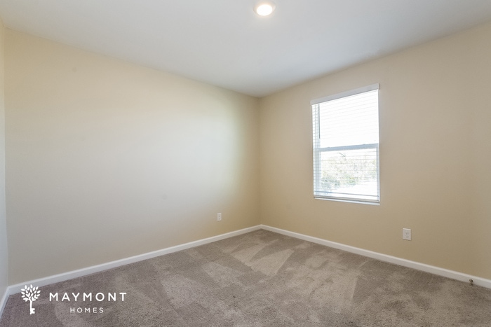 Building Photo - 2692 Island Walk Dr