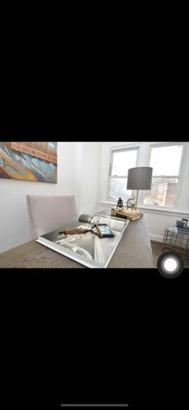 Building Photo - 23 Thill St