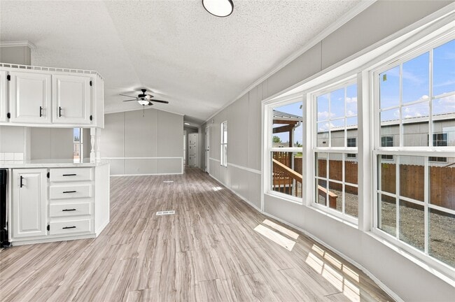 Building Photo - 1133 Rd 5823