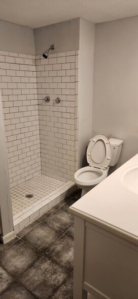 Building Photo - 2007 Winmar Ln