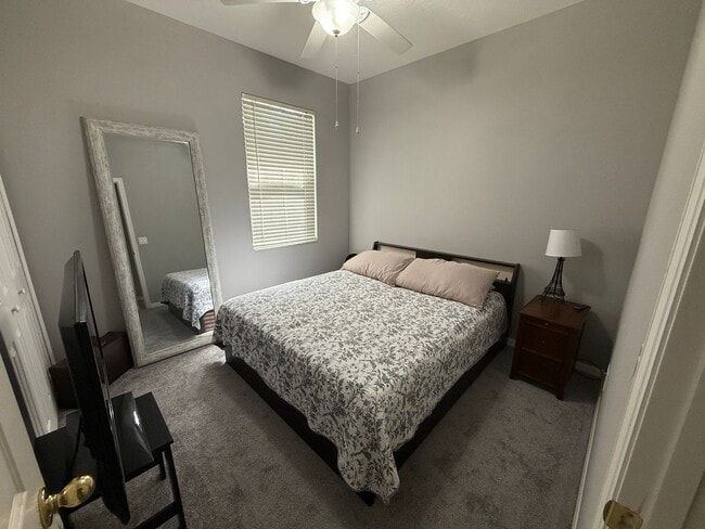 Building Photo - Welcome to Tanner Crossings.  Luxury Livin...