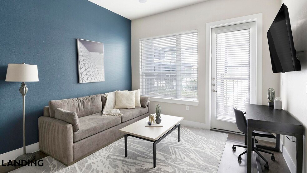 Building Photo - 3501 Ross Ave