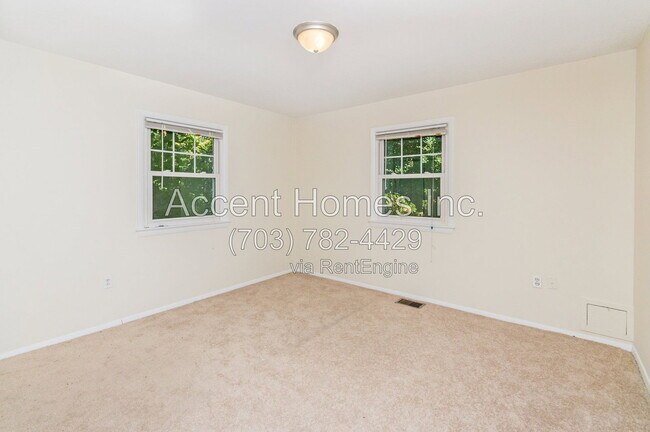 Building Photo - 5510 Trin St