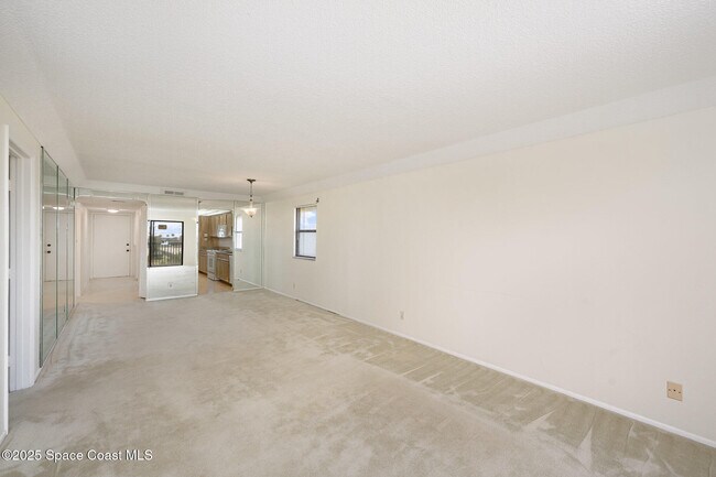Building Photo - 500 Palm Springs Blvd