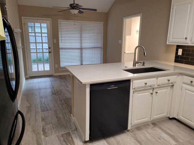 Building Photo - 3625 Longbow Ln