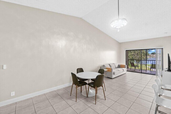 Building Photo - 3190 Leewood Terrace