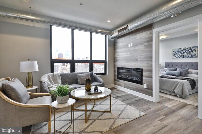 Building Photo - 1612 Cambridge St