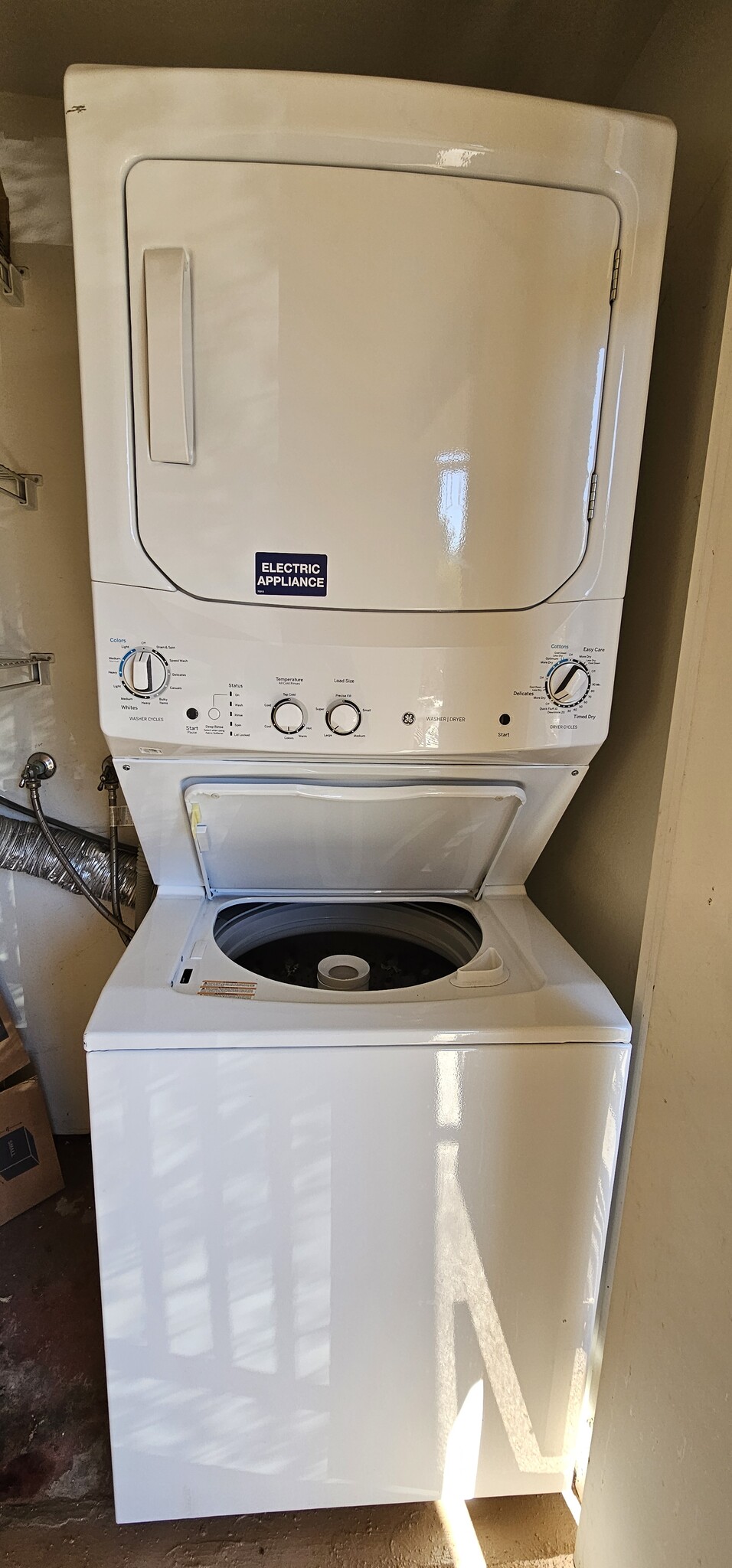 1.5 year new stackable washer/dryer - 13020 Wimberly Sq