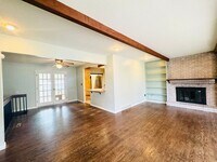Building Photo - Large 3 Bed, 3 Bath House In Greeley - 4 bonus rooms in basement!