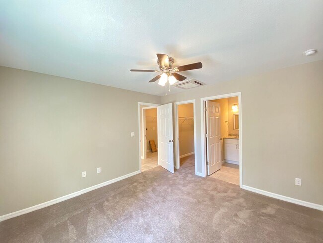 Building Photo - WILL NOT BE AVAILABLE TO SHOW TIL MID AUGU...