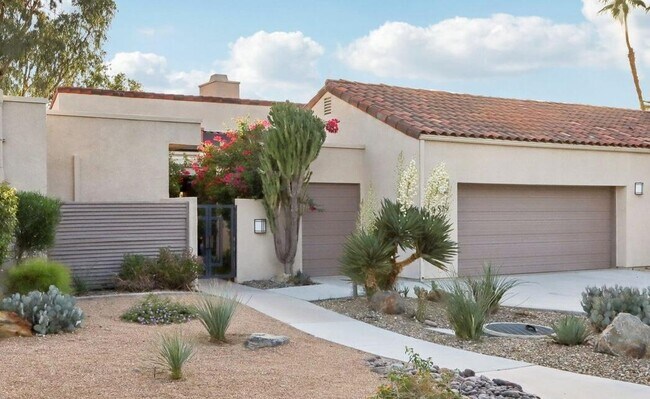 Building Photo - 829 Inverness Dr