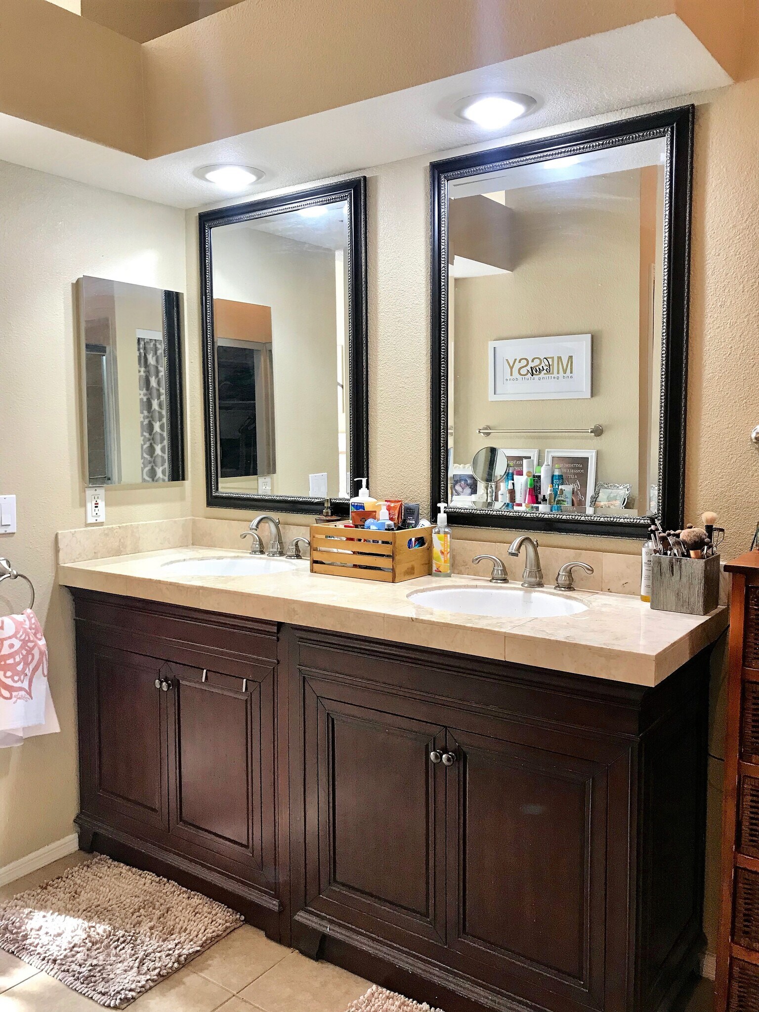 En Suite Primary Bathroom - 11515 N 91st St