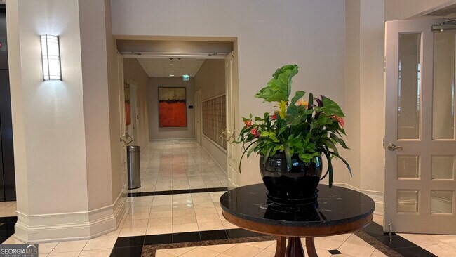 Building Photo - 3475 Oak Valley Rd NE