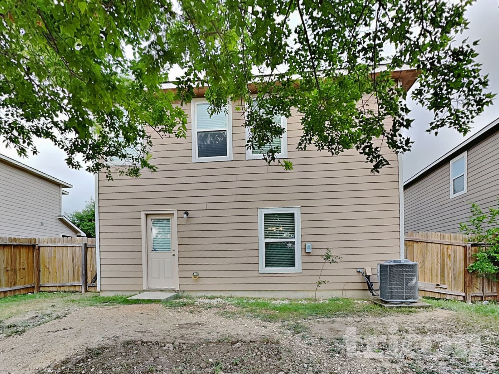 Building Photo - 6115 Southern Vis
