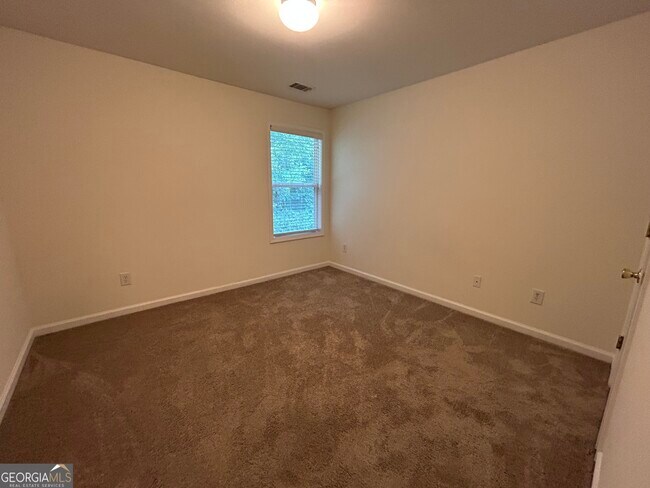 Building Photo - 2683 Winslow Ridge Dr NE