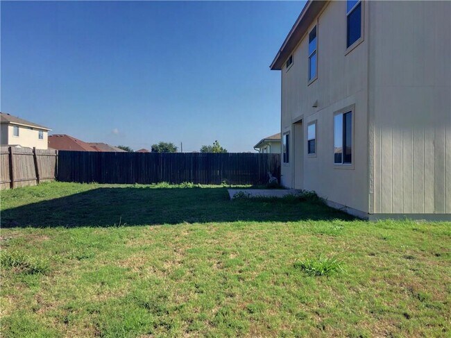 Building Photo - 109 Musselman Ct