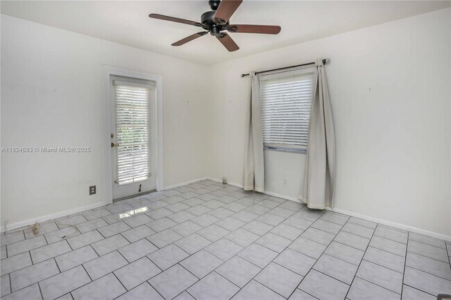 Building Photo - 1415 Rodman St