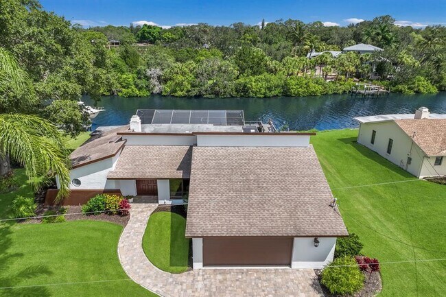 Building Photo - 5424 America Dr