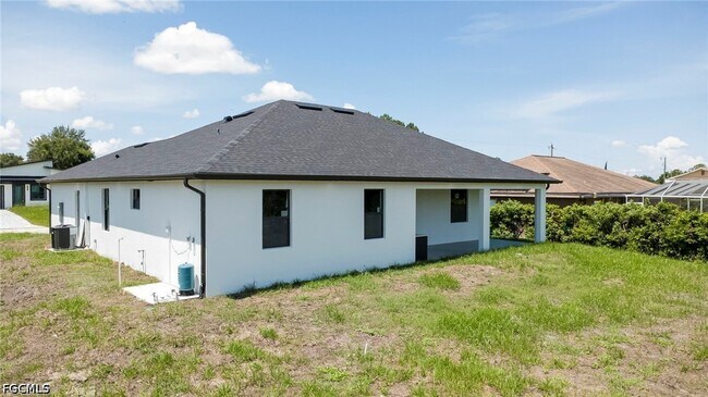 Building Photo - 3500 33rd St SW