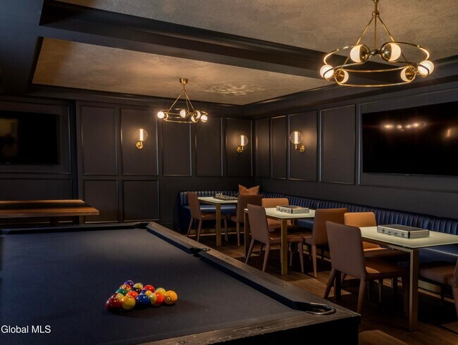 Building Photo - 19 Washington St