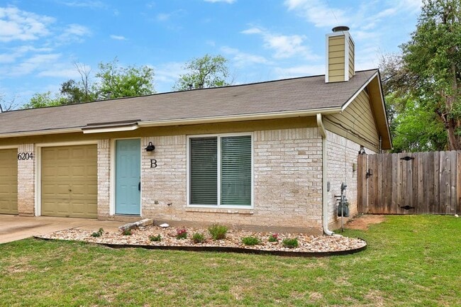 Building Photo - 6204 Linda Ln