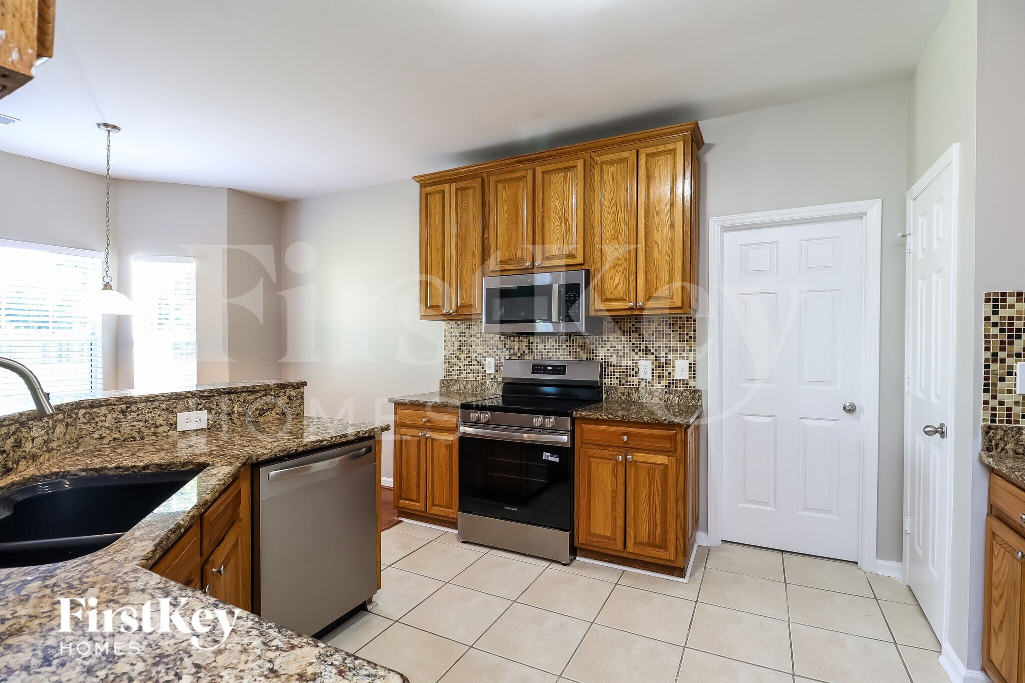 Building Photo - 13505 Walkers Creek Dr