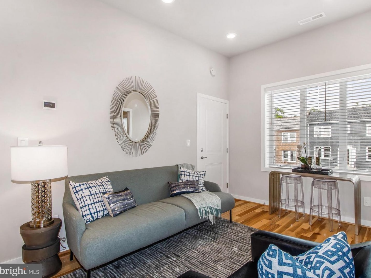 Building Photo - 1247 Penn St NE