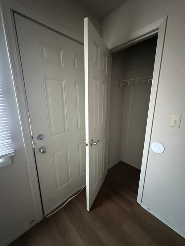 Building Photo - 941 22nd Ave