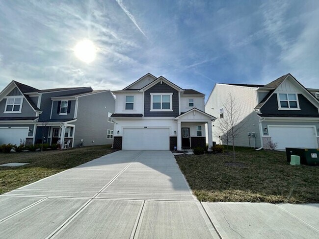Building Photo - Beautiful Newly Built 4 Bed, 2.5 Bath Home - Loudoun Place Neighborhood
