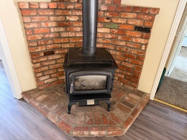 Building Photo - Charming 3-Bedroom Home in the Heart of Twain Harte