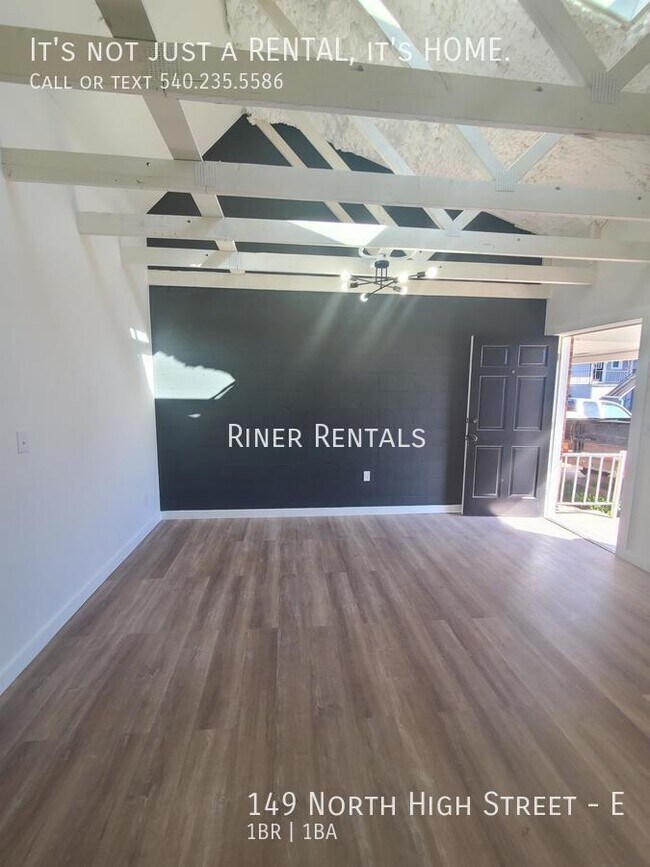 Building Photo - 149 N High St