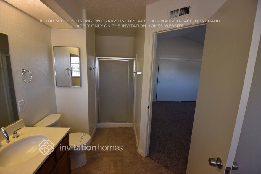 Building Photo - 2643 Tumbleweed Cir