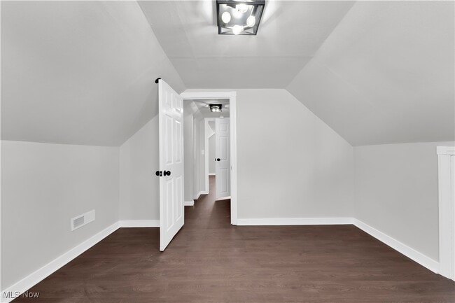 Building Photo - 23198 Gay St