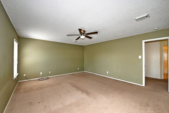 Building Photo - TWO STORY  |  4 BEDROOM  |  2.5 BATH  |  2135ft  |  GREAT SCHOOLS