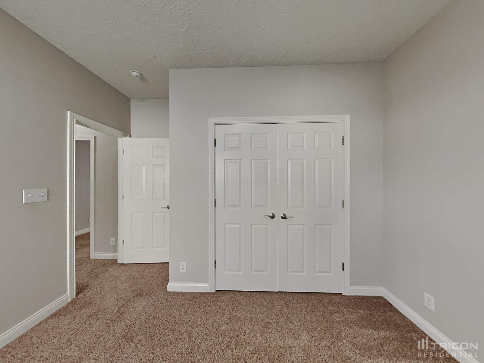 Building Photo - 1630 Jaques Dr