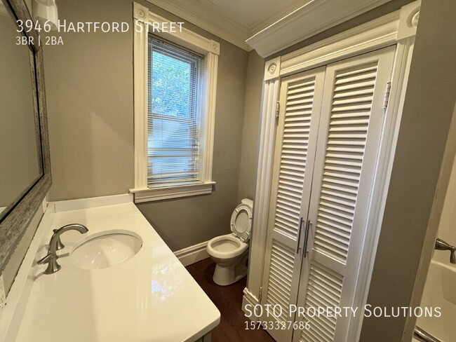 Building Photo - 3946 Hartford St