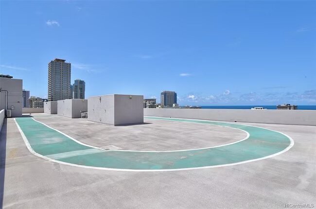 Building Photo - 430 Keoniana St