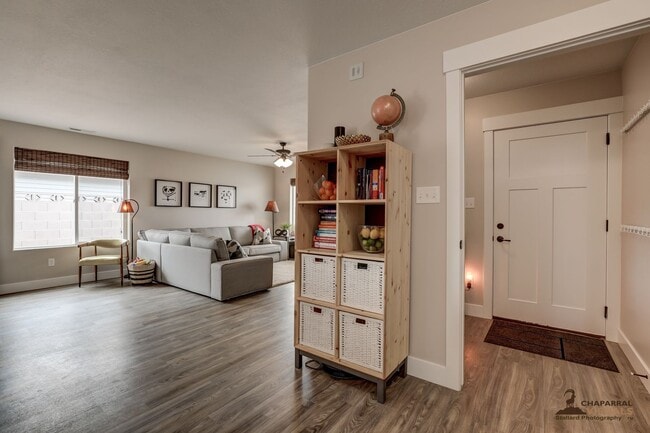 Building Photo - Spacious Family Home in Parowan