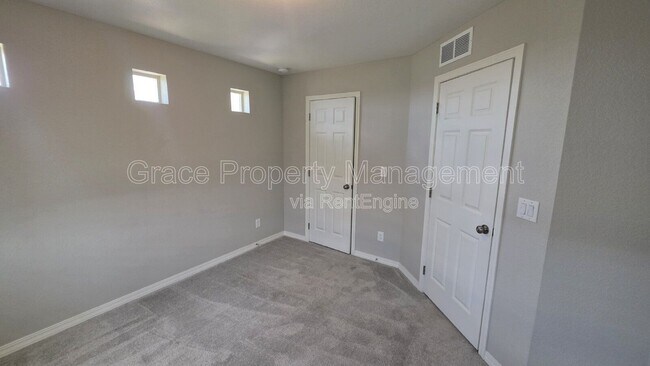Building Photo - 10243 Yampa Ct