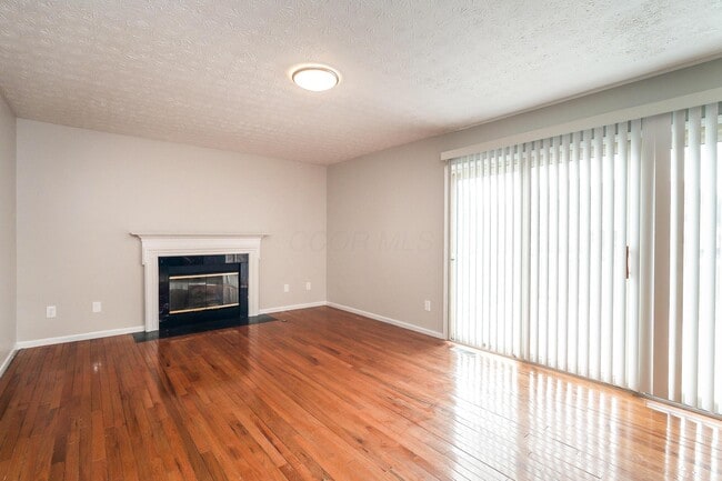 Building Photo - 4107 Pathfield Dr