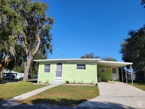 Building Photo - Beautiful 2/1 Near Water in Hernando!!!