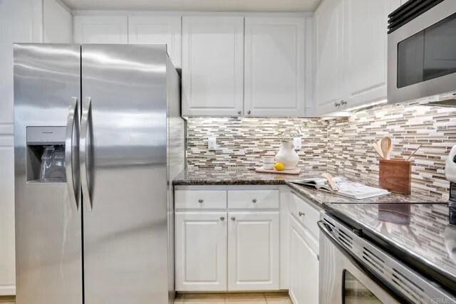 Building Photo - 9253 Regents Rd