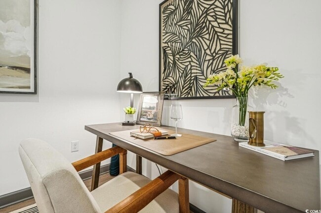 Building Photo - 147 Jade Dr