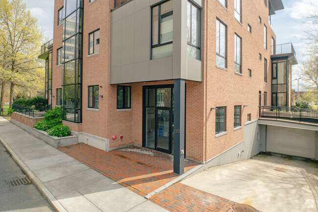 Building Entrance - Pacific Street Condos