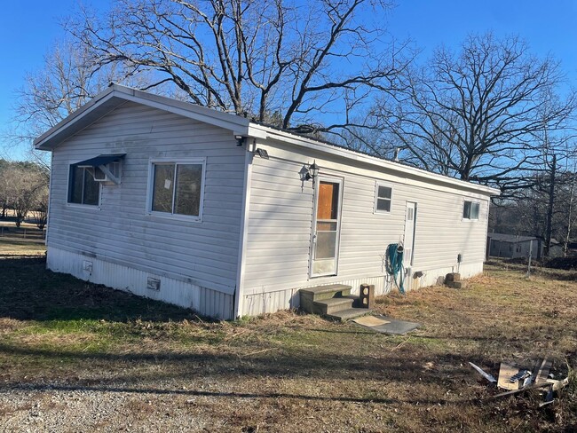 Building Photo - 2 Bedroom 1 Bath Home in Haskell